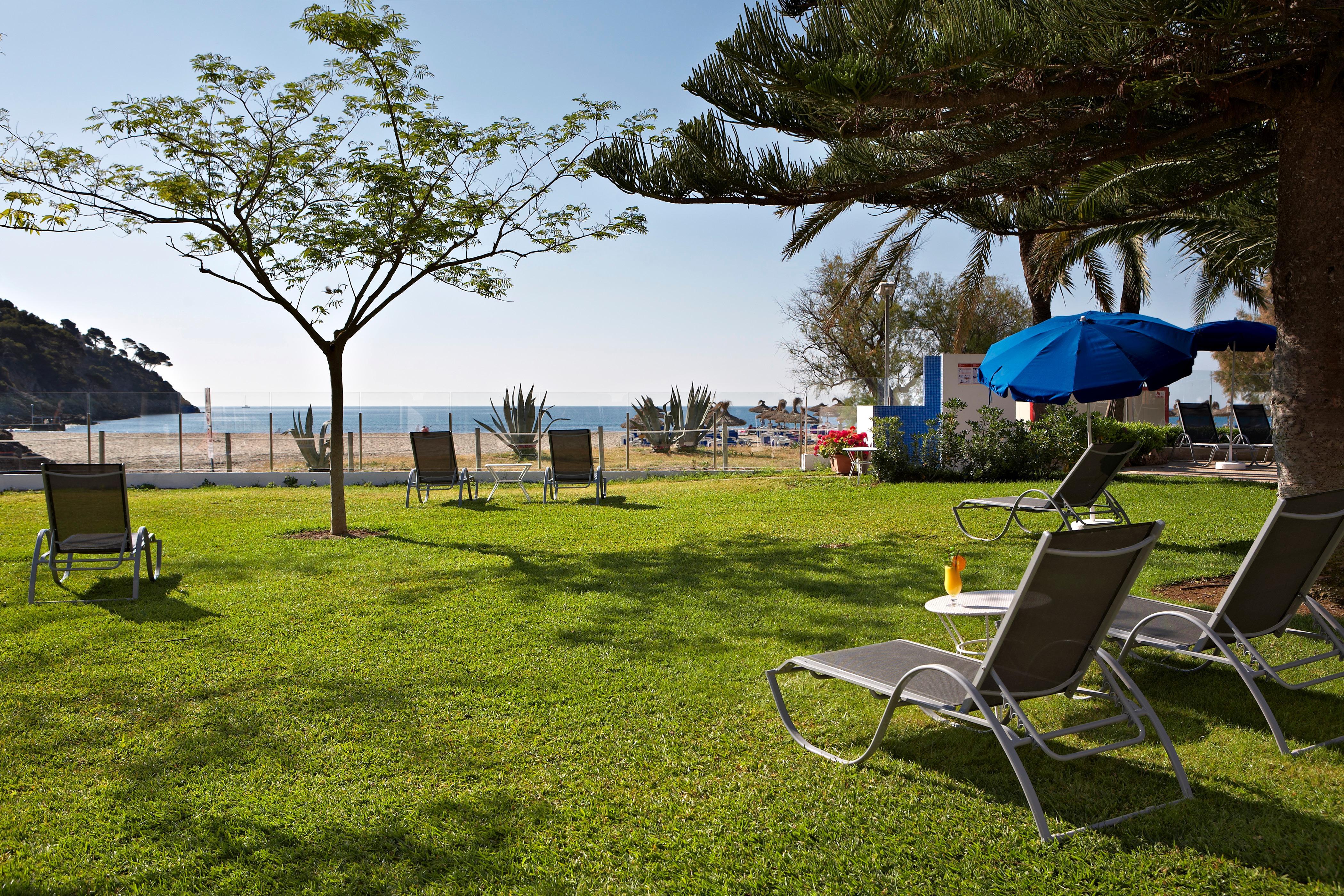 Universal Hotel Castell Royal Каньямель Экстерьер фото