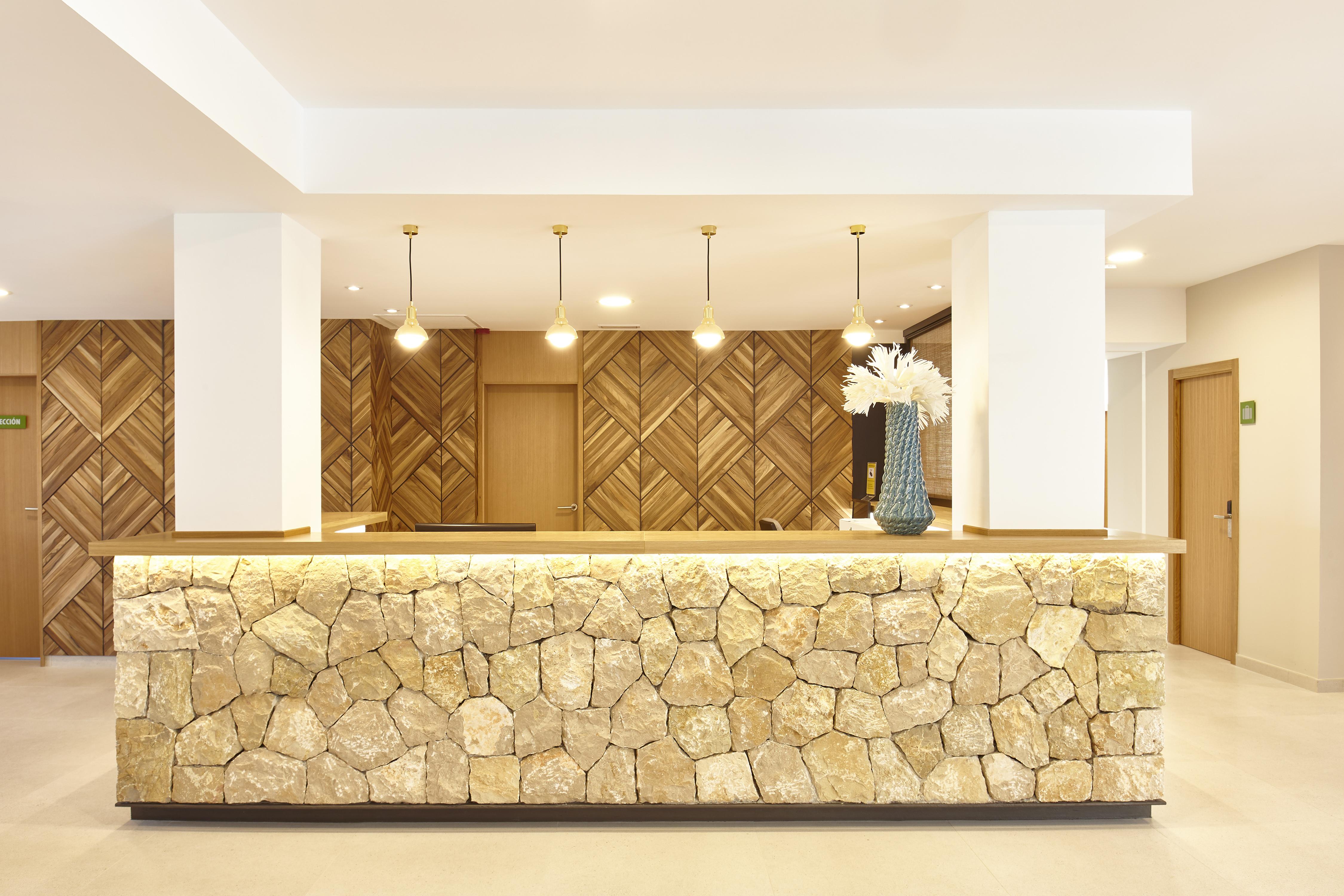 Universal Hotel Castell Royal Каньямель Экстерьер фото