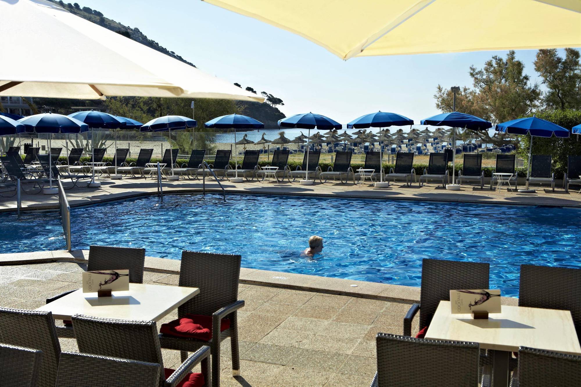 Universal Hotel Castell Royal Каньямель Экстерьер фото
